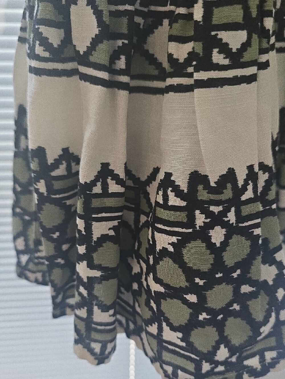 Knox Rose White Dress with Black Dot Print and Trim - Picture 3 of 12